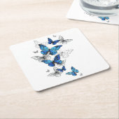 青飛んでいる蝶モルフォ スクエアペーパーコースター (アングル)