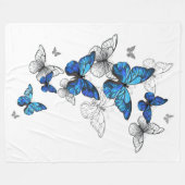 青飛んでいる蝶モルフォ フリースブランケット (正面(横))