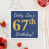 青、フェイク金ゴールド67番目の誕生日+名前をカスタムする スタンダードランチョンナプキン (インサイチュ)