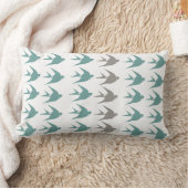 青、灰色及び白のレトロのつばめの鳥パターン ランバークッション (ブランケット)