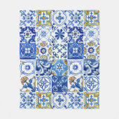 青、白、黄の花地中海の柄 フリースブランケット (正面)