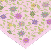 青、黄、紫、緑の花のパターン ショートテーブルランナー (コーナー)