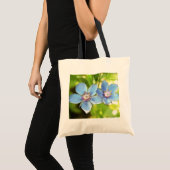 青Pimpernel (Anagallisのmonelli)の花 トートバッグ (正面(商品))