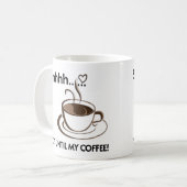 静かなコーヒーマグである コーヒーマグカップ (正面左)