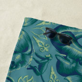 静かなサファリタペストリーパターン – ザホワイトロータス ビーチタオル (インサイチュ)