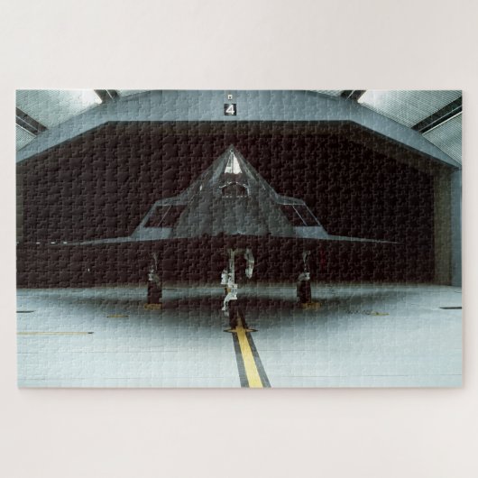 静かな強さ: 第37戦術戦闘航空団のF-117A ジグソーパズル (横)