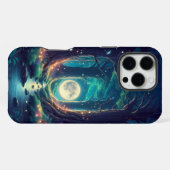 静かな森と月のデザイン iPhoneケース (裏面横)