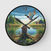 静かな湖に飛んでいるおけるカスタマイズ可能なマラード ラウンド壁時計 (正面)