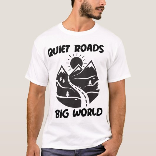 静かな道 大きな世界 ソロトラベル Tシャツ (正面)