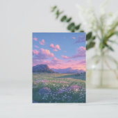 静かな野の花の草原と紫の山 ポストカード (スタンド正面)