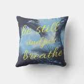 静かに呼吸する クッション (裏面)