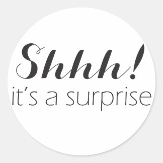 静かに！サプライズパーティーのステッカーです ラウンドシール