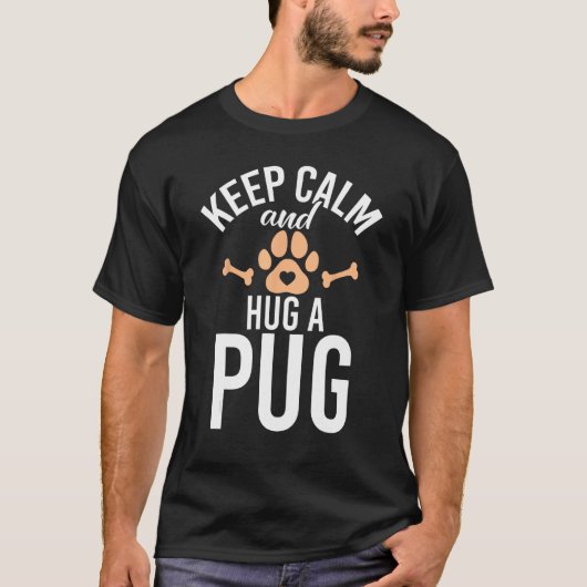 静保かPugを抱き締める Tシャツ (正面)