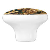 静威厳のあるかな森の中を眺めながら立つ セラミックノブ (側面)