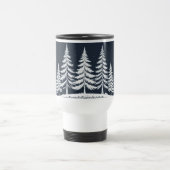 静寂なる冬の美しい樹木 トラベルマグ – 15oz (中央)