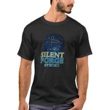 静寂の中で鍛えられた - スタジオエンブレムTシャツ