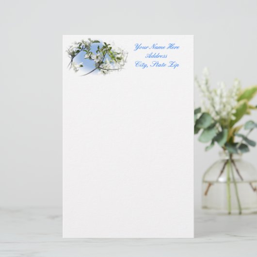 静止したミズキの花 便箋 (スタンド正面)