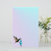 静止した緑のハチドリ青い花 便箋 (スタンド正面)
