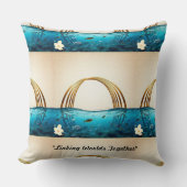 静穏な水流 クッション (正面)