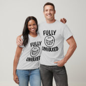 非おもしろい予防接種アンチVAX Tシャツ (ユニセックス)