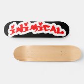 非イミクラシックカルラベルウッズグラフィティ スケートボード (横)