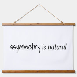 非対称は天然木材の上に壁のタペストリーである 吊り下げ型タペストリー