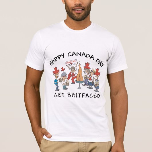 非常におもしろいで幸せなカナダ日のTシャツ Tシャツ (正面)