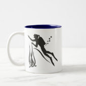 非常におもしろいなスキューバダイバー ツートーンマグカップ (左)