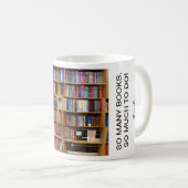 非常に多くの本引用文本愛好家、名パーソナライズされた前 コーヒーマグカップ (正面右)