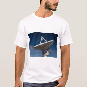 非常に大きい配列の電波天文学の観測所の皿 Tシャツ