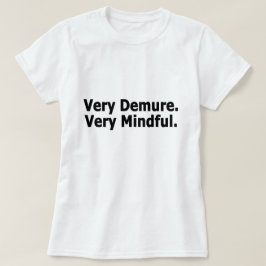 非常に控えめ Tシャツ