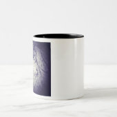 非常に暗い生き物後を追私のモンスターマンガアニメ ツートーンマグカップ (中央)