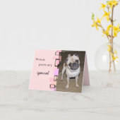 非常に特別なパグ誕生日 カード (黄色い花)