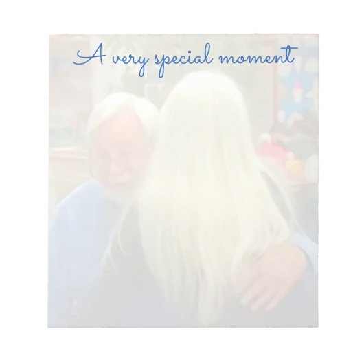 非常に特別な瞬間 – 5.5インチx 6インチ40シートメモ帳 ノートパッド (正面)