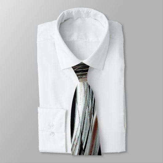 非常に素朴な銀色のストライプ切り出しまたは円形 ネクタイ (タイ)