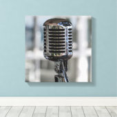 非常カッコいいヴィンテージレトロスタイルマイク キャンバスプリント (インサイチュ (ウッドフロア))