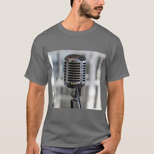 非常カッコいいヴィンテージレトロスタイルマイク Tシャツ (正面)
