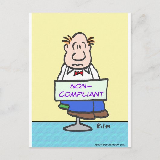 非準拠のサインを身に着けて罰を受ける人 ポストカード (正面)