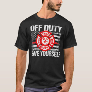 非番救の消防士家は薄い Tシャツ