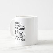 非難を勝ち負かすおもしろマグカップ コーヒーマグカップ (正面左)