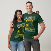 面掘り敷設パイプ建築 Tシャツ (ユニセックス)