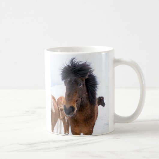面白いアイスランド馬の肖像画 コーヒーマグカップ (右)