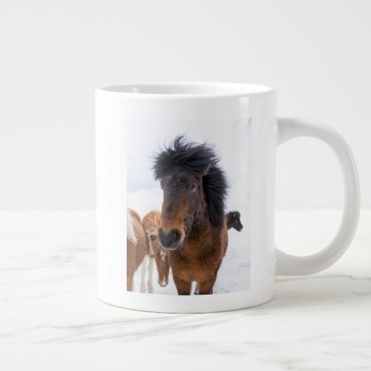 面白いアイスランド馬の肖像画 ジャンボコーヒーマグカップ (右)