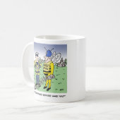面白いイギリス交通警察のキャラクター コーヒーマグカップ (正面左)