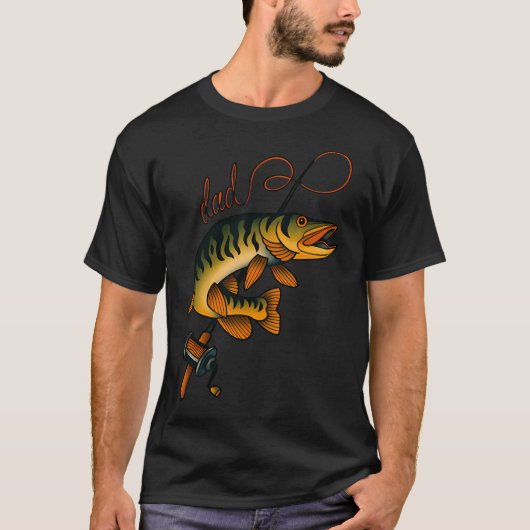 面白いオヒョウ釣りデザイン オヒョウのお尻を追いかける Tシャツ (正面)