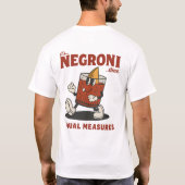 面白いカクテル愛好家のレトロなドリンクデザイン Tシャツ (裏面)