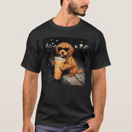 面白いゴールドエンドゥードル アイスコーヒーを飲む犬のミーム Tシャツ