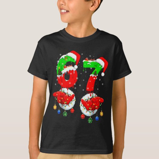 面白いシックスセブン67のミーム 6 7 クリスマスサンタハンドB Tシャツ (正面)