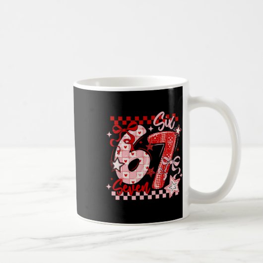 面白いシックスセブン 6 7 ミーム バレンタイン 女子 コーヒーマグカップ (右)