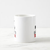 面白いトゥルー・クライム おやすみTシャツ コーヒーマグカップ (中央)